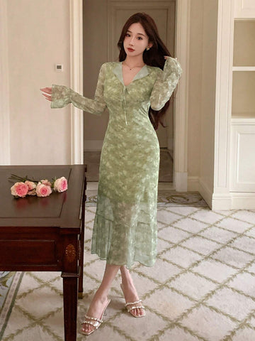 DAZY Elegant Summer Dress With Gathered Waist, Floral Print, Ruffle Hem, And Lotus Leaf Edge