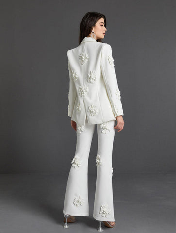 Indiana Floral Embellished Blazer Set In White