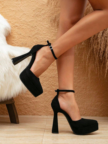 Ladies' Fashionable Black Pointed Toe Waterproof High Platform Single Shoes