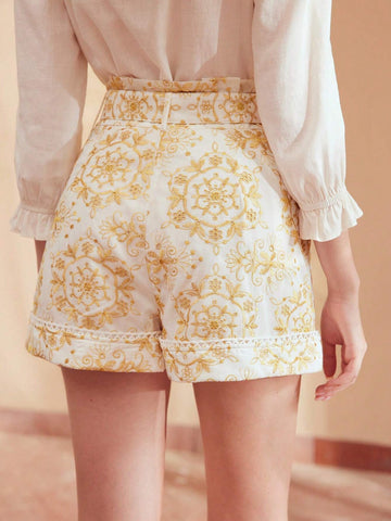 MOTF PREMIUM FLORAL EMBROIDERY BUCKLE BELTED SHORTS