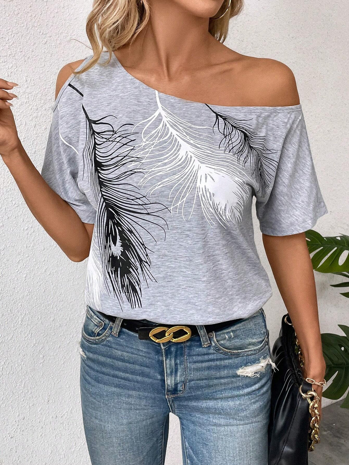 Clasi Women Feather Printed Off Shoulder Short Sleeve T-Shirt For Summer