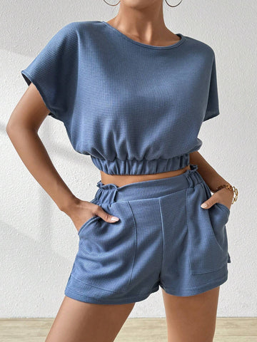 2pcs Women's Solid Color Short Sleeve T-Shirt And Pocketed Shorts Set