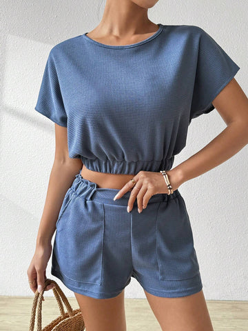 2pcs Women's Solid Color Short Sleeve T-Shirt And Pocketed Shorts Set