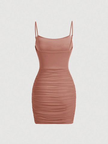 Solid Color Pleated Bodycon Strapless Dress