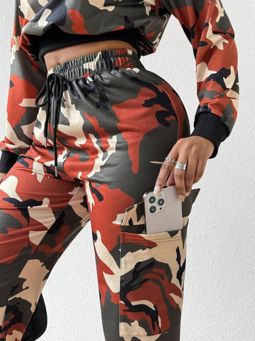 Camouflage Printed Cropped Sweatshirt And Drawstring Waist Jogger Pants Two Piece Set