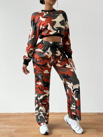 Camouflage Printed Cropped Sweatshirt And Drawstring Waist Jogger Pants Two Piece Set