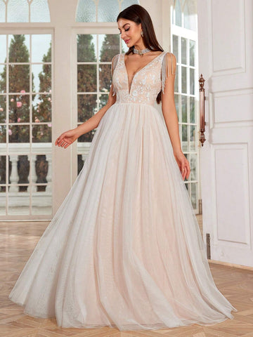 V-Neck Embroidered Lace Pearl Fringed Contrasting Color Tulle Wedding Dress Bride Bridesmaid Long Dress For Sending Guests