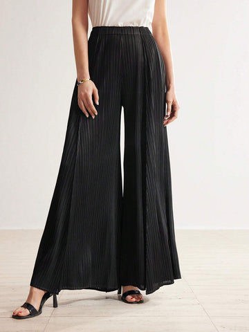 Women's Solid Colored Wide Leg Pants With Waist Belt