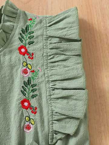 Young Girl Embroidered Floral Sweet Jumpsuit