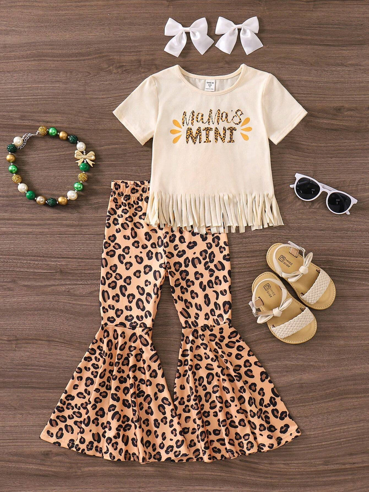 Young Girl Knitted Solid-Colored Letter Pattern Round Neck Fringe Detail Casual Top & Knitted Leopard Bell Bottom Pants Set