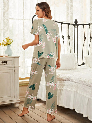 Floral & Leaf Print Pajama Set