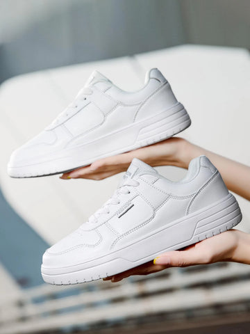 Sporty White Skate Shoes For Women, Letter Patch Decor Lace Up Sneakers